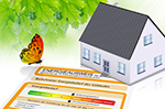 Illustration eines Hauses mit Solaranlage, Schmetterling und farbigen Informationskarten zur Energieberatung