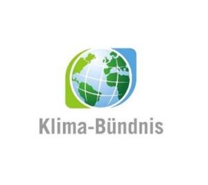 Logo des Klima-Bündnis mit stilisierter grün-blauer Erdkugel und Schriftzug „Klima-Bündnis“.