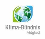 Logo mit stilisierter grüner Weltkugel und dem Schriftzug „Klima-Bündnis Mitglied“